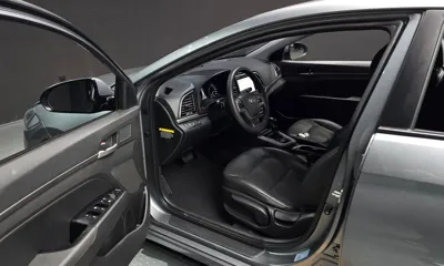 Hyundai Avante 2017, 114742 км, за 5846.03 USD - фото 11