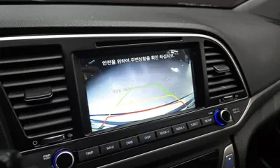 Hyundai Avante 2017, 114742 км, за 5846.03 USD - фото 16