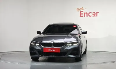 BMW 3-Series 2022, 82475 км, за 18176.45 USD