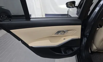 BMW 3-Series 2022, 82475 км, за 18030.86 USD - фото 25