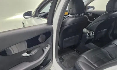 Mercedes-Benz C-Class 2019, 129841 км, за 10774.73 USD - фото 19