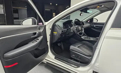 Hyundai Sonata 2020, 66079 км, за 10174.61 USD - фото 10