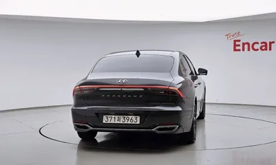 Hyundai Grandeur 2023, 33585 км, за 18006.88 USD