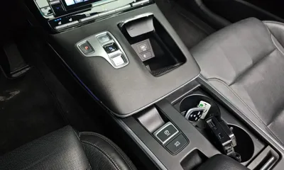 Hyundai Grandeur 2022, 99974 км, за 16459.56 USD - фото 9