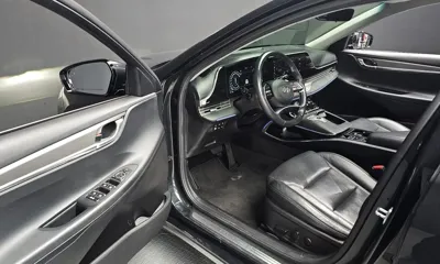 Hyundai Grandeur 2022, 99974 км, за 16459.56 USD - фото 11