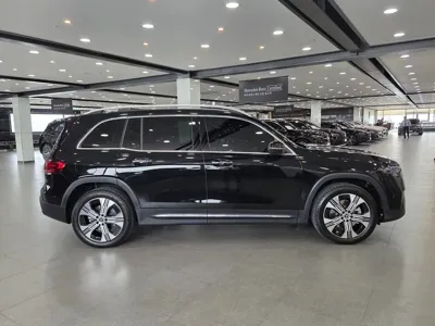 Mercedes-Benz EQB 2026, 7032 км, за 36400.32 USD