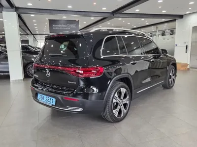 Mercedes-Benz EQB 2026, 7032 км, за 36400.32 USD