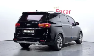 Kia Canival 2019, 161246 км, за 7811.47 USD