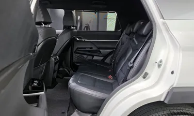 KG_Mobility_Ssangyong Torres 2023, 48000 км, за 13975.32 USD - фото 12