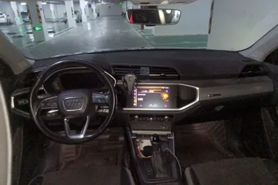 Audi Q3 2019, 129900 км, за 11694 USD - фото 10