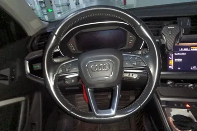 Audi Q3 2019, 129900 км, за 11694 USD - фото 11