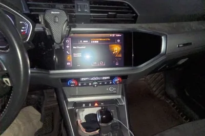 Audi Q3 2019, 129900 км, за 11694 USD - фото 14