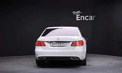 Mercedes-Benz E-Class 2016, 78377 км, за 9035.95 USD