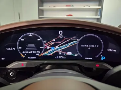 Porsche Taycan 2024, 9615 км, за 91899.7 USD - фото 8