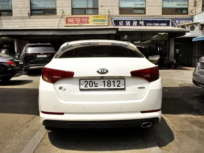 Kia K5 2013, 188947 км, за 2140.26 USD