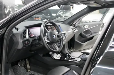 BMW 1-Series 2023, 24700 км, за 18566.79 USD - фото 8