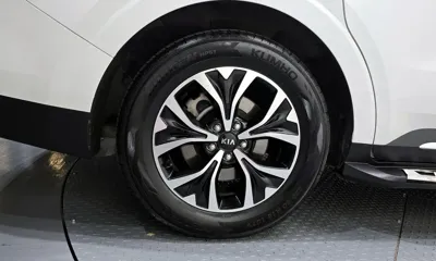 Kia Canival 2021, 58153 км, за 18697.08 USD