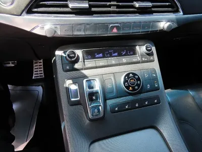 Hyundai Palisade 2021, 80797 км, за 15747.67 USD - фото 12