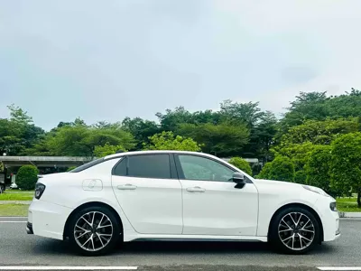 Lynk & Co 03 2019, 135000 км, за 5856.27 USD