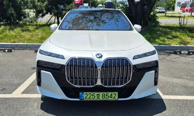 BMW 7-Series · 2026 год