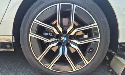 BMW 7-Series 2026, 6145 км, за 89902.33 USD - фото 20