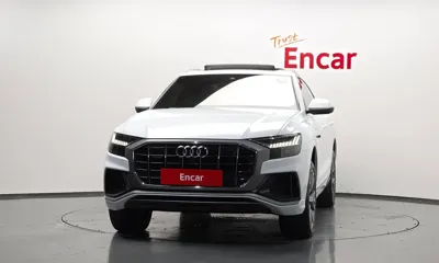 Audi Q8 2021, 68882 км, за 42651.54 USD