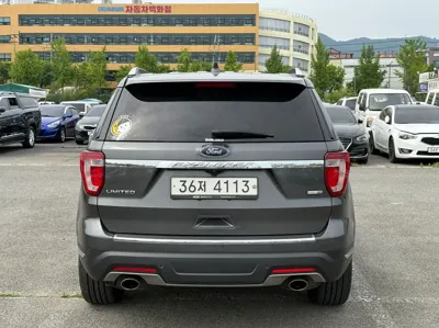 Ford Explorer 2019, 74365 км, за 13551.04 USD