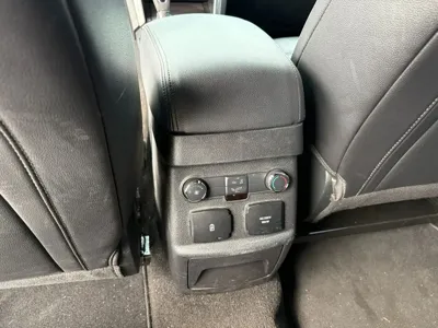 Ford Explorer 2019, 74365 км, за 13551.04 USD - фото 17