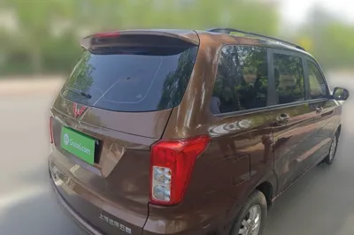 Wuling Hongguang 2019, 72600 км, за 6466 USD - фото 6