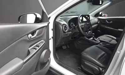 Hyundai Kona 2021, 62330 км, за 10353.58 USD - фото 10