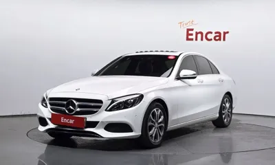 Mercedes-Benz C-Class · 2017 год
