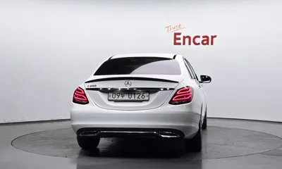 Mercedes-Benz C-Class 2017, 130983 км, за 9035.95 USD