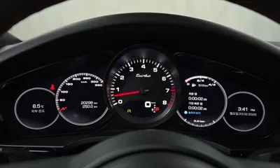 Porsche Cayenne 2020, 20296 км, за 68714.89 USD - фото 8