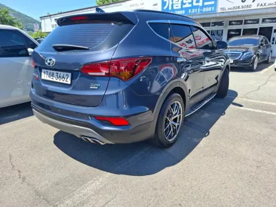 Hyundai Santafe 2018, 87731 км, за 9311.71 USD