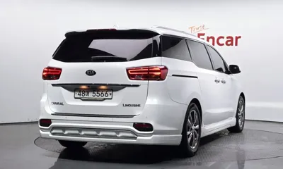 Kia Canival 2019, 156206 км, за 11290.53 USD