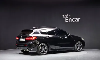 BMW 1-Series 2022, 30872 км, за 19139.06 USD