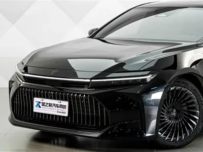 Toyota Crown (Import) 2025, 6800 км, за 47071.37 USD