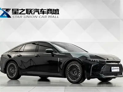 Toyota Crown (Import) 2025, 6800 км, за 47071.37 USD