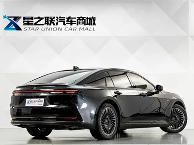 Toyota Crown (Import) 2025, 6800 км, за 47071.37 USD - фото 6