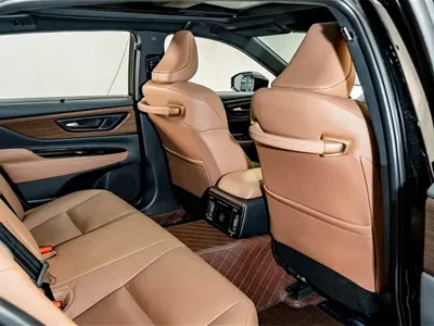 Toyota Crown (Import) 2025, 6800 км, за 47071.37 USD - фото 23