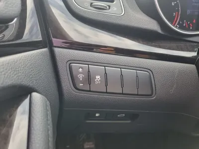 Kia K7 2013, 180000 км, за 2280.13 USD - фото 17