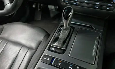 Hyundai Genesis 2015, 63160 км, за 8210.72 USD - фото 9