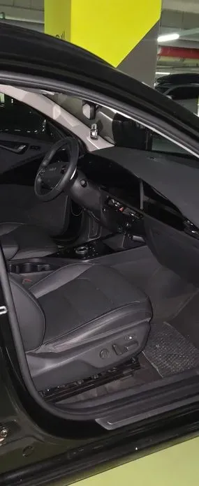 Kia Niro 2023, 96000 км, за 17263.85 USD