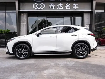 Lexus NX 2022, 28400 км, за 30605.3 USD