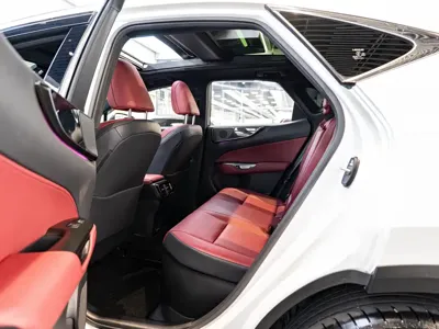 Lexus NX 2022, 28400 км, за 30605.3 USD - фото 10