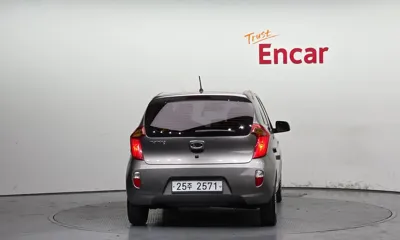 Kia Morning 2012, 55864 км, за 2795.29 USD