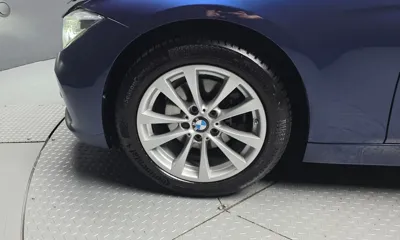 BMW 3-Series 2017, 165887 км, за 7614.55 USD