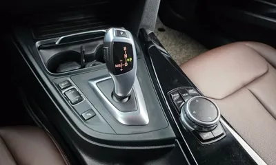 BMW 3-Series 2017, 165887 км, за 7614.55 USD - фото 9