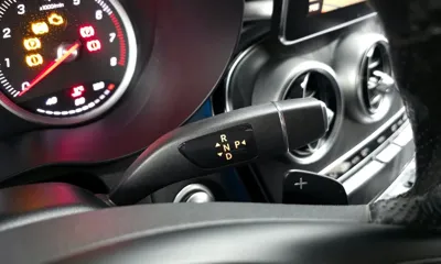 Mercedes-Benz GLC-Class 2019, 107490 км, за 19697.06 USD - фото 9