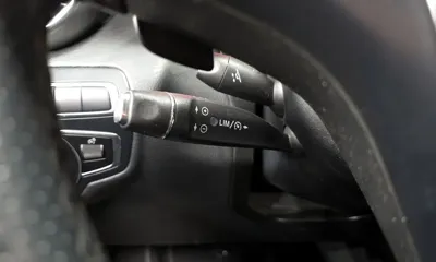 Mercedes-Benz GLC-Class 2019, 107490 км, за 19697.06 USD - фото 17